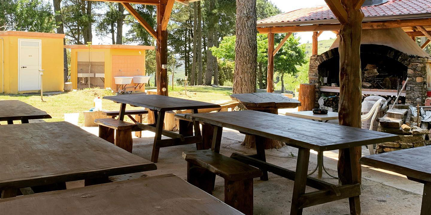 helgas-agricampeggio-seulo-bungalow-area-barbecue
